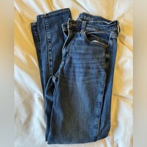 American Eagle Next Level Stretch Dark Wash Jeans Womens Size 6 Regular
